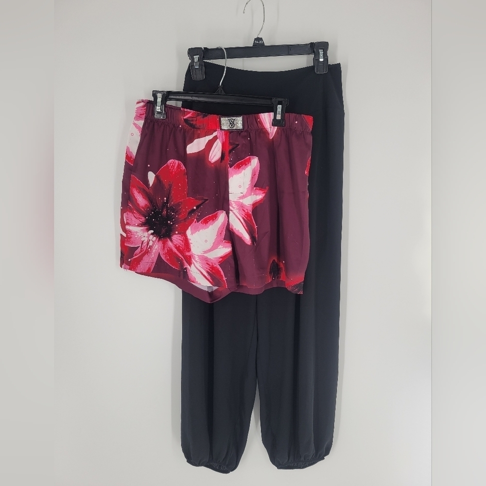 Victoria‎ Secret pajama pants and shorts Size M
